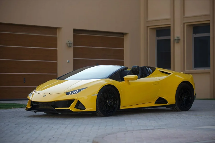 rent lamborghini Dubai 1